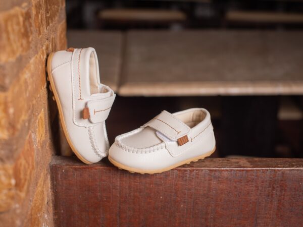 Por que o mocassin menino é a escolha ideal para quem deseja estilo e conforto?